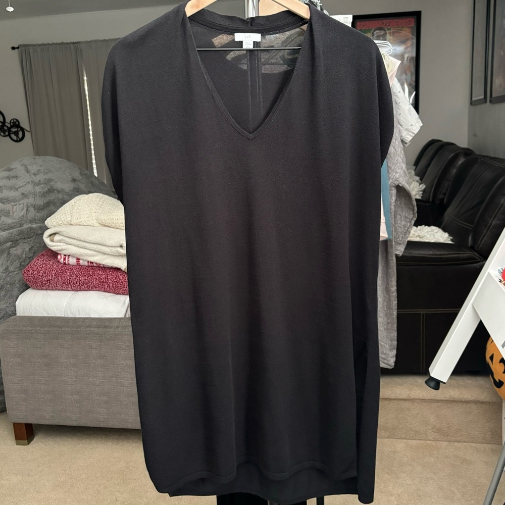 J. Jill V Neck Dolman Sleeve Black Split-hem Tunic Top Size L Petite